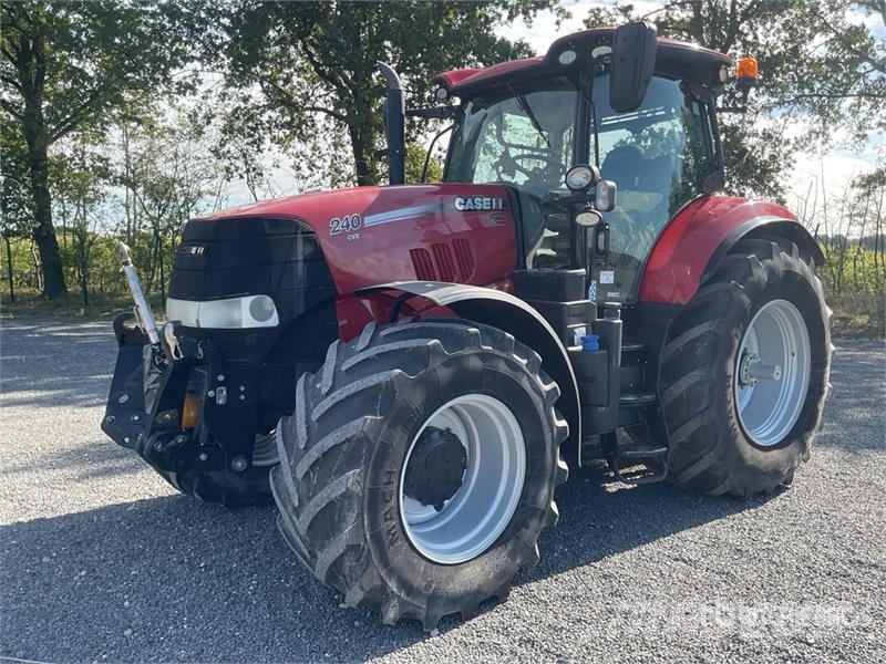 CASE Puma 240 CVX 4WD Tractor Tractors