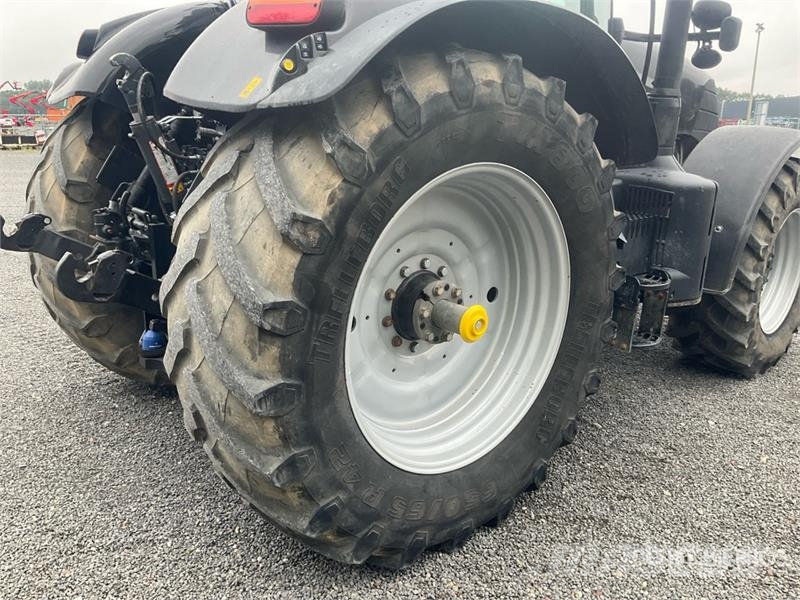CASE Puma 240 CVX 4WD Tractor Tractors