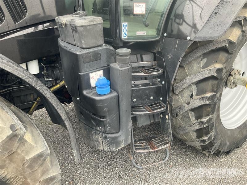 CASE Puma 240 CVX 4WD Tractor Tractors