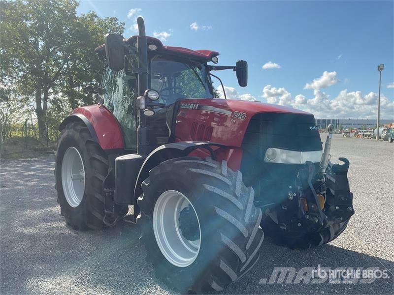 CASE Puma 240 CVX 4WD Tractor Tractors