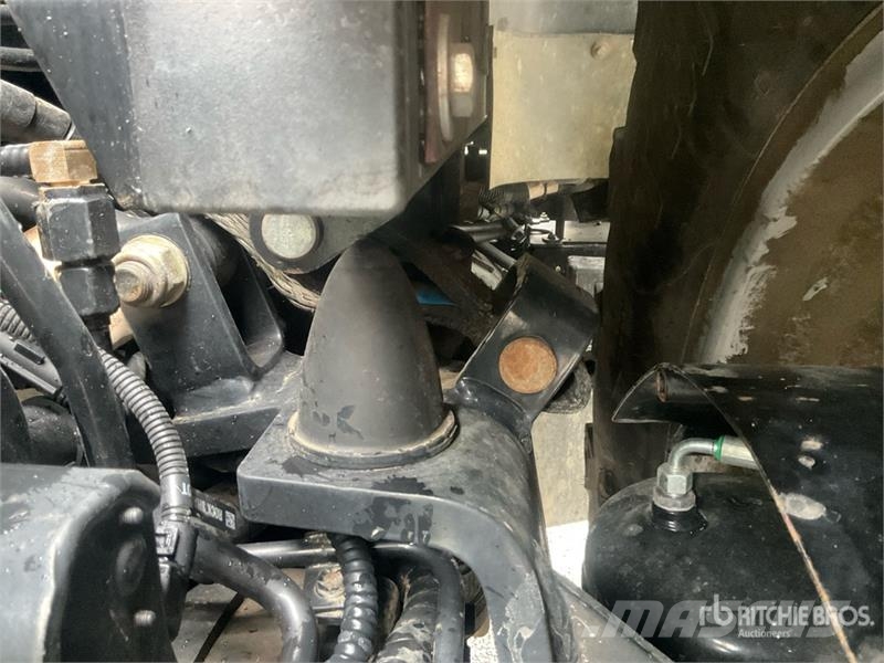 CASE Puma 240 CVX 4WD Tractor Tractors