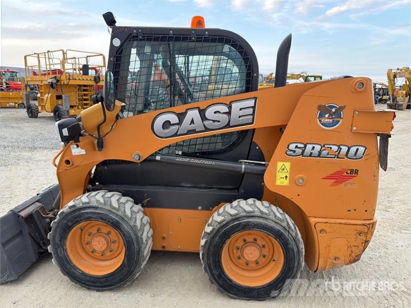 CASE SR210 Mini Pale Gommate