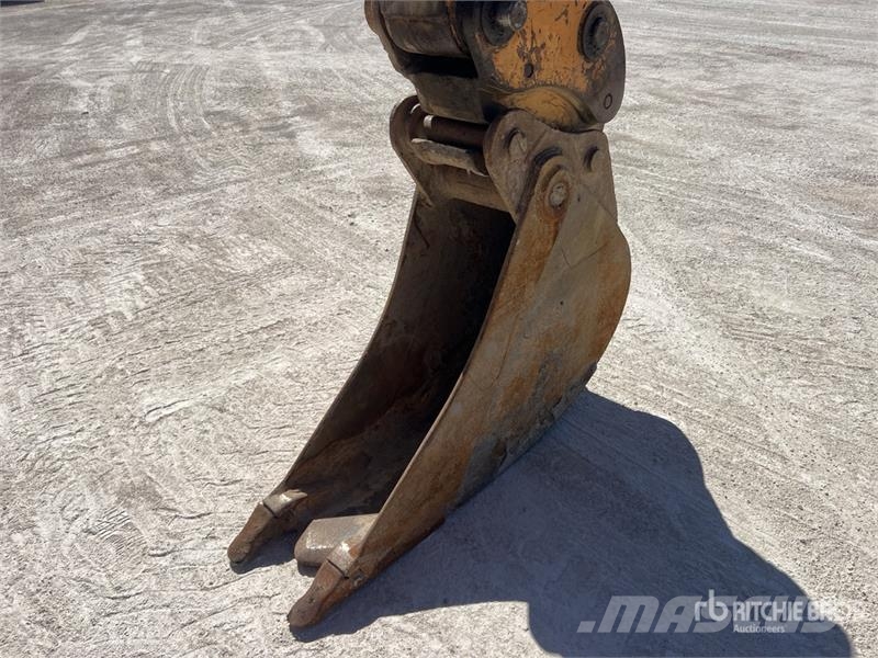CASE WX145 Pelle Sur Pneus Wheel Excavator Excavatoare cu roti