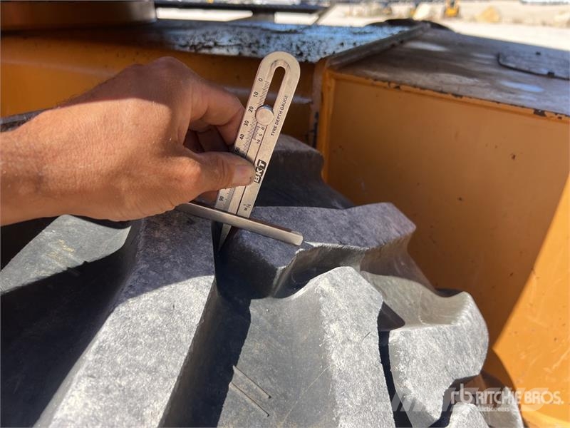 CASE WX145 Pelle Sur Pneus Wheel Excavator Excavatoare cu roti