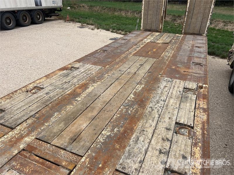 Castera 3SS34T Tri/A Semi-Remorque Porte-Engins 3 Essieux  Low loaders