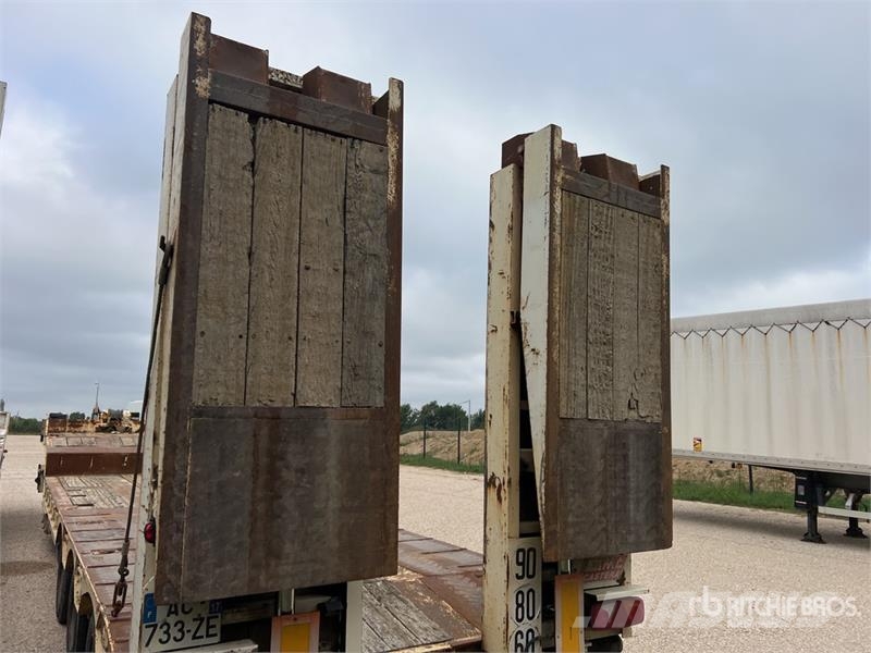 Castera 3SS34T Tri/A Semi-Remorque Porte-Engins 3 Essieux  Low loaders