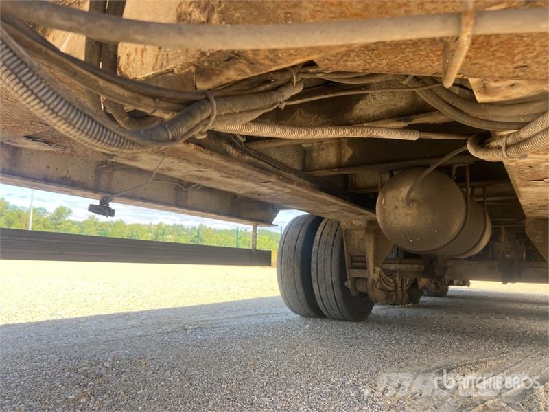 Castera 3TS24TSA Tri/A Remorque Porte-Engin 3 Essieux Lowb Remorque surbaissée