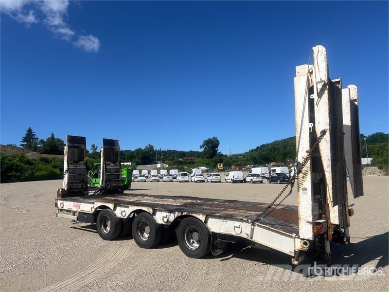 Castera 3TS24TSA Tri/A Remorque Porte-Engin 3 Essieux Lowb Remorque surbaissée