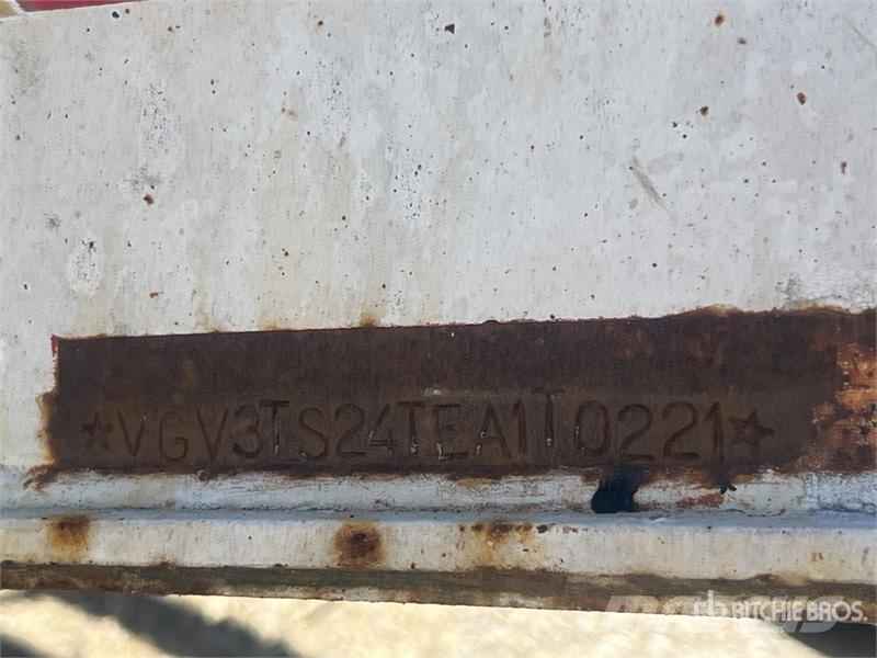 Castera 3TS24TSA Tri/A Remorque Porte-Engin 3 Essieux Lowb Remorque surbaissée