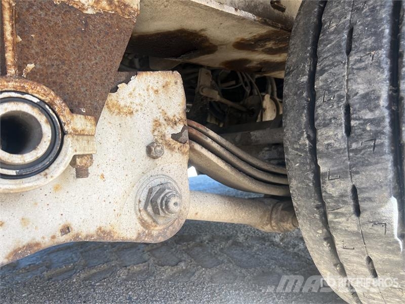 Castera 3TS24TSA Tri/A Remorque Porte-Engin 3 Essieux Lowb Remorque surbaissée