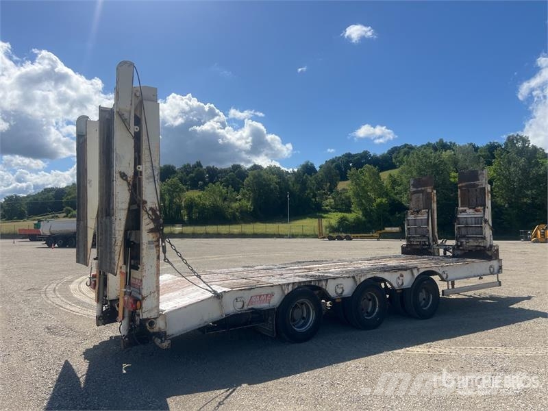 Castera 3TS24TSA Tri/A Remorque Porte-Engin 3 Essieux Lowb Remorque surbaissée