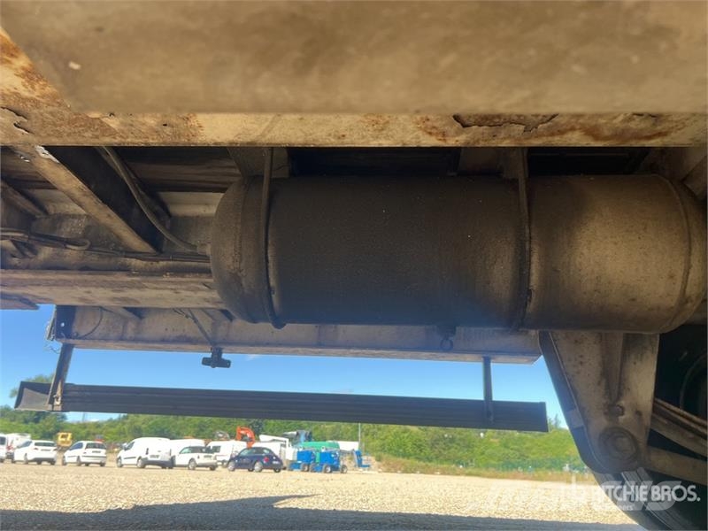 Castera 3TS24TSA Tri/A Remorque Porte-Engin 3 Essieux Lowb Remorque surbaissée
