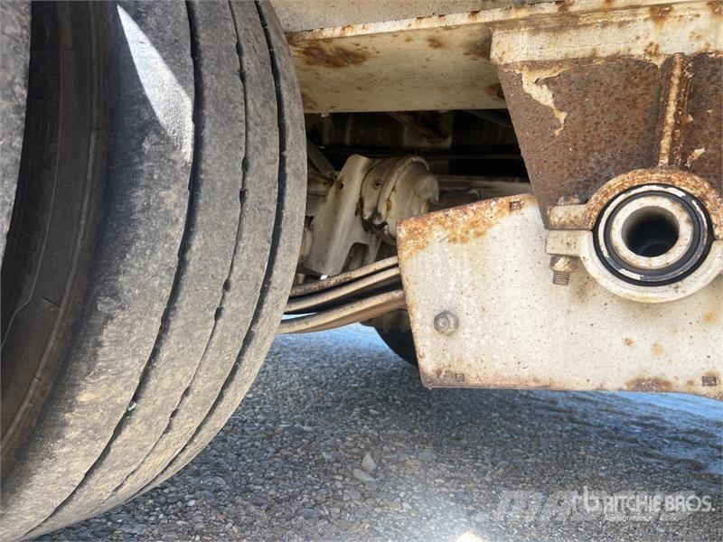 Castera 3TS24TSA Tri/A Remorque Porte-Engin 3 Essieux Lowb Remorque surbaissée