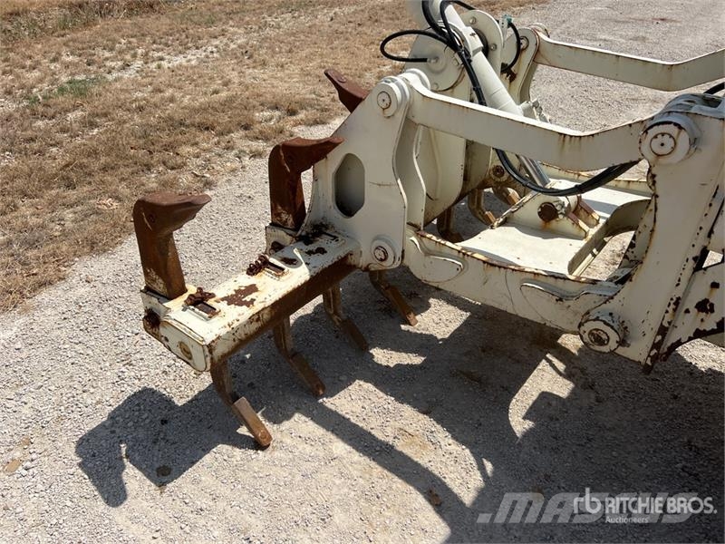 CAT 120M VHP Tiehöylät
