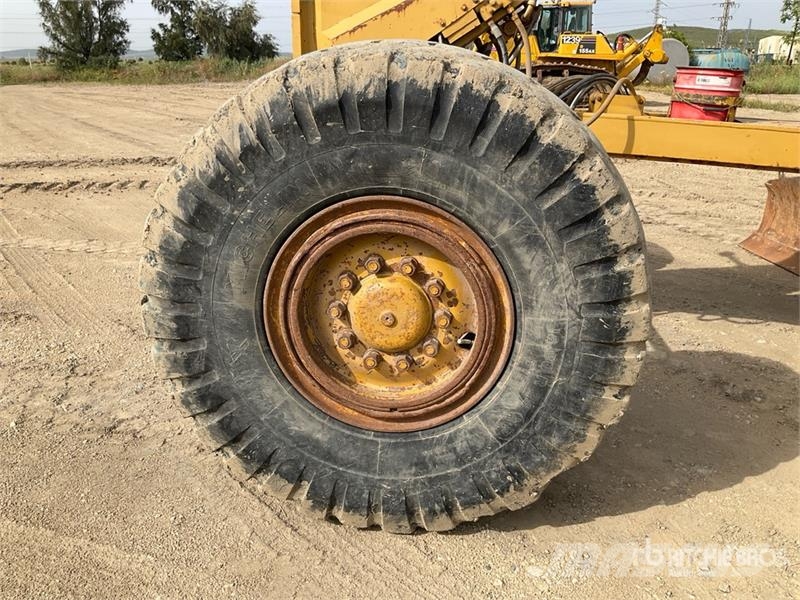 CAT 16G Motor Grader Graders