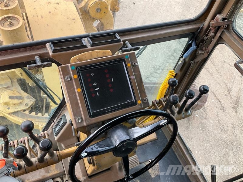 CAT 16G Motor Grader Graders