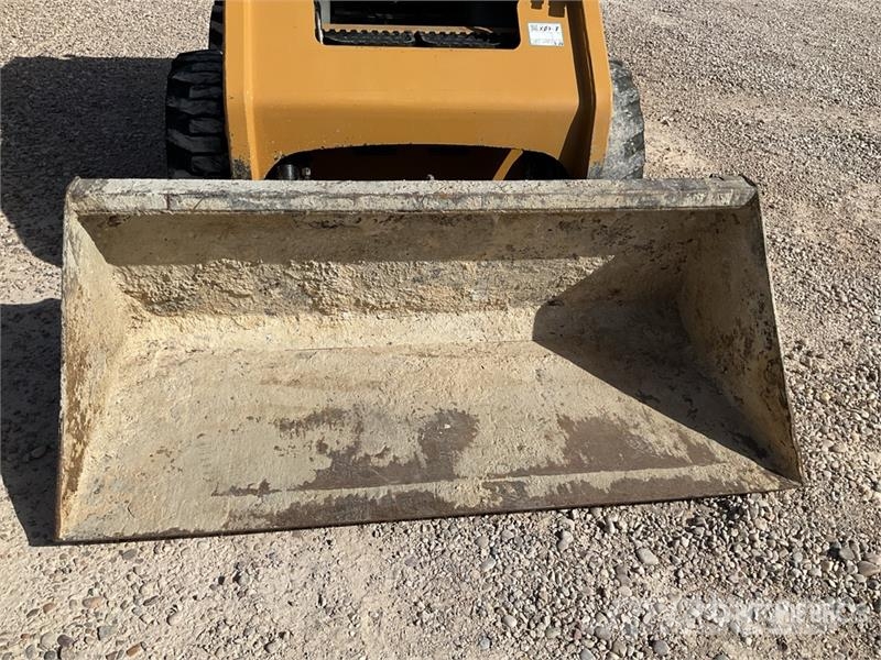 CAT 216B3 Mini incarcator