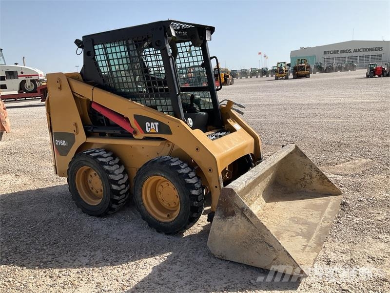 CAT 216B3 Mini incarcator
