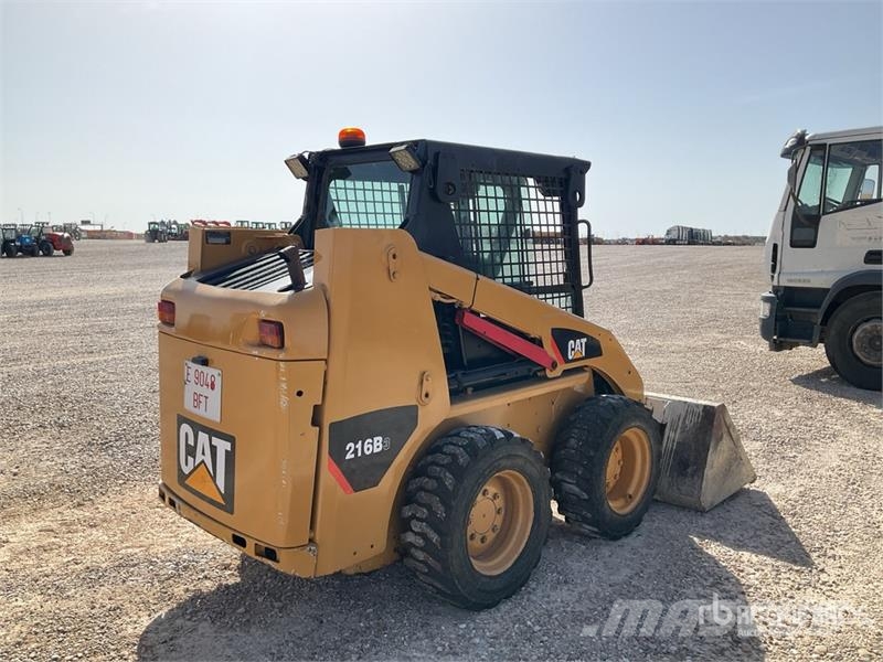 CAT 216B3 Mini incarcator