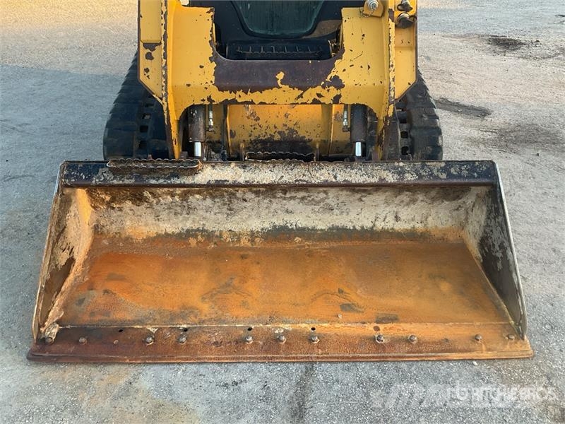 CAT 259D Skid steer mini nakladalci