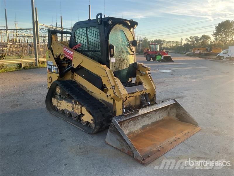 CAT 259D Skid steer mini nakladalci