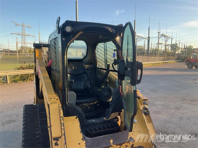 CAT 259D Skid steer mini nakladalci