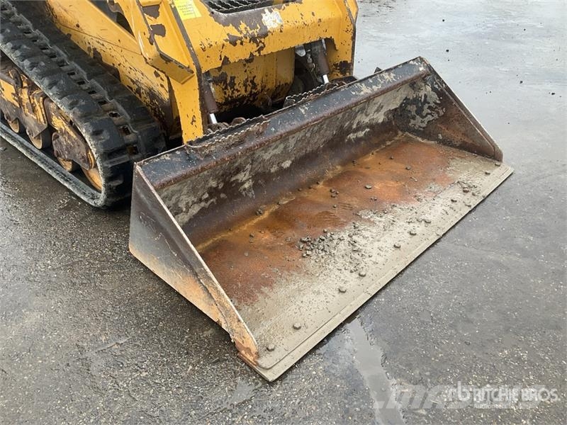 CAT 259D Schrankladers