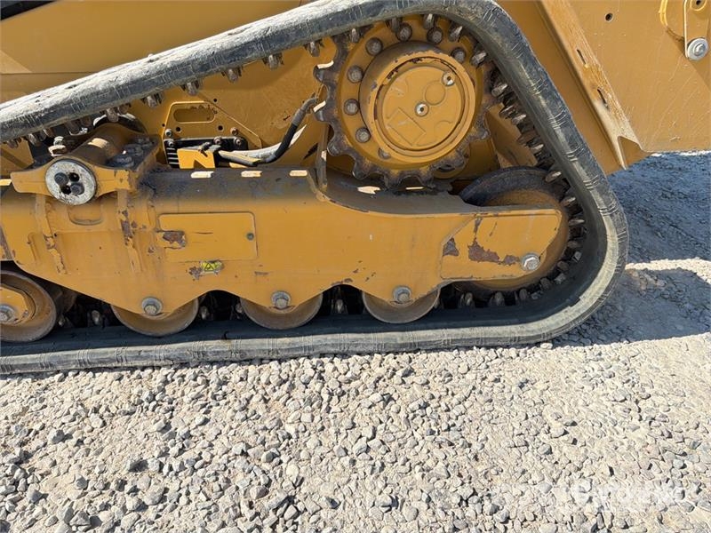 CAT 259D3 Two-Speed Compact Track Loader Міні-навантажувачі