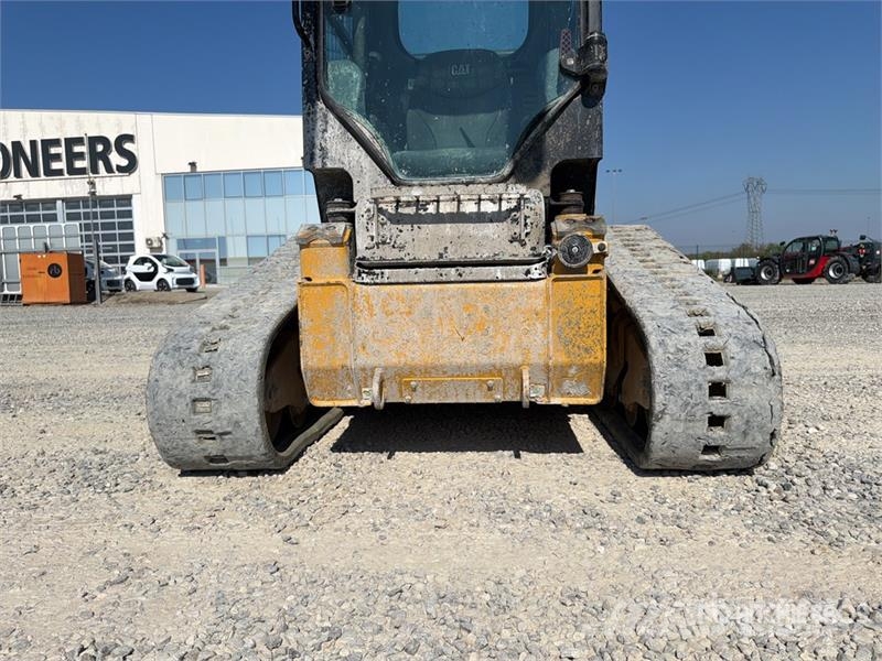 CAT 259D3 Two-Speed Compact Track Loader Міні-навантажувачі