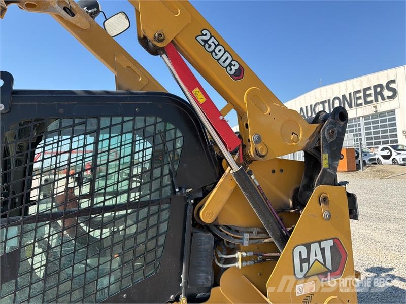 CAT 259D3 Two-Speed Compact Track Loader Міні-навантажувачі