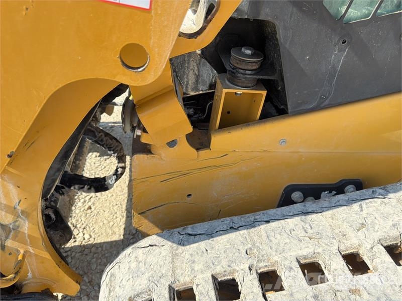 CAT 259D3 Two-Speed Compact Track Loader Міні-навантажувачі