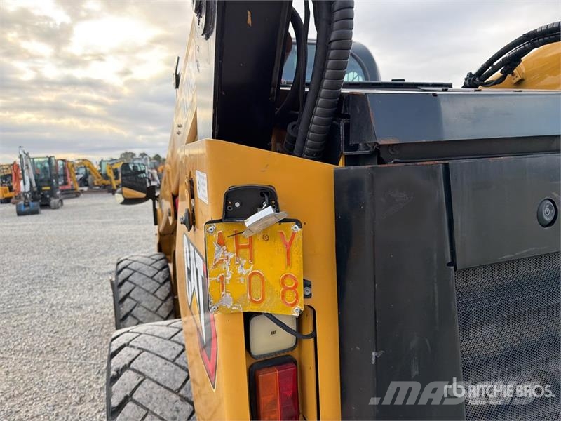 CAT 272D3 Two-Speed Skid Steer Loader Skid steer mini utovarivači