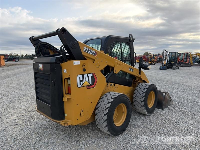 CAT 272D3 Two-Speed Skid Steer Loader Skid steer mini utovarivači