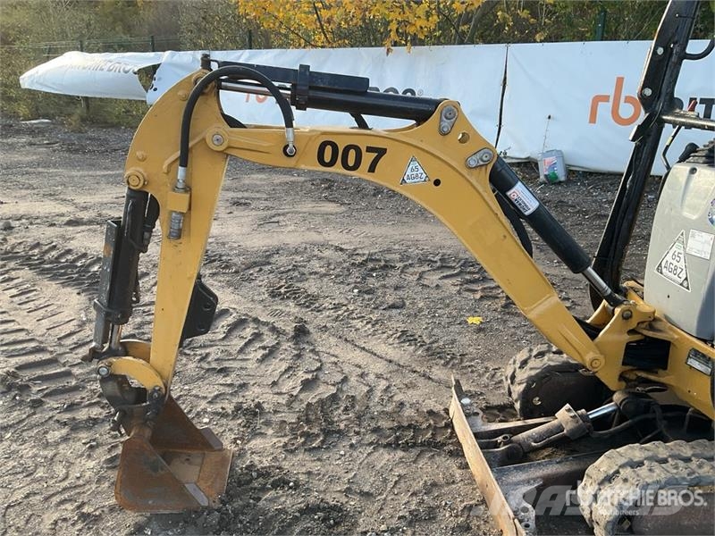 CAT 300 9D Mini Excavator 소형 굴삭기 7톤 미만