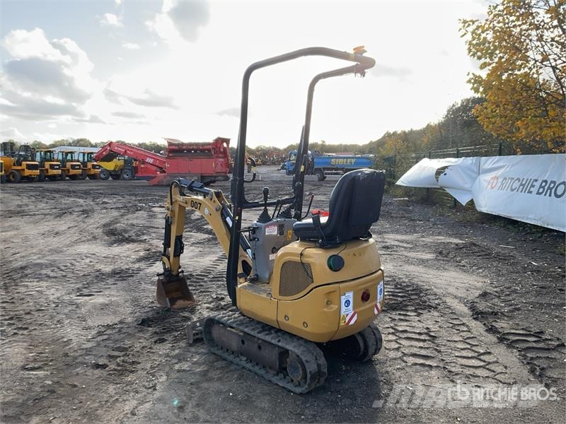 CAT 300 9D Mini Excavator 소형 굴삭기 7톤 미만