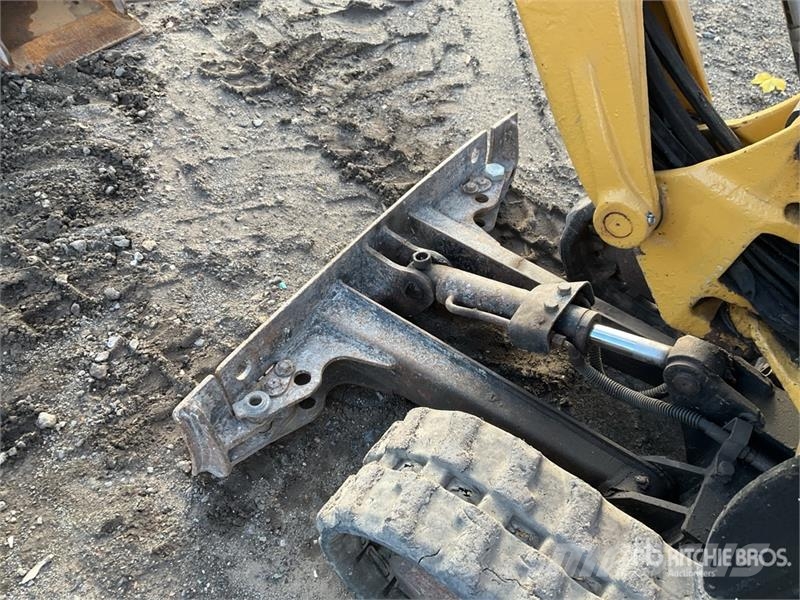 CAT 300 9D Mini Excavator 소형 굴삭기 7톤 미만