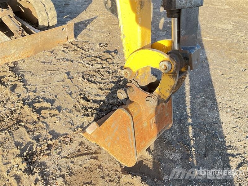CAT 300 9D Mini Excavator 소형 굴삭기 7톤 미만