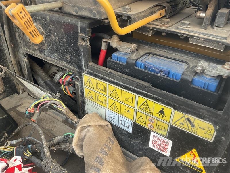 CAT 301.5 Mini bagri <7t