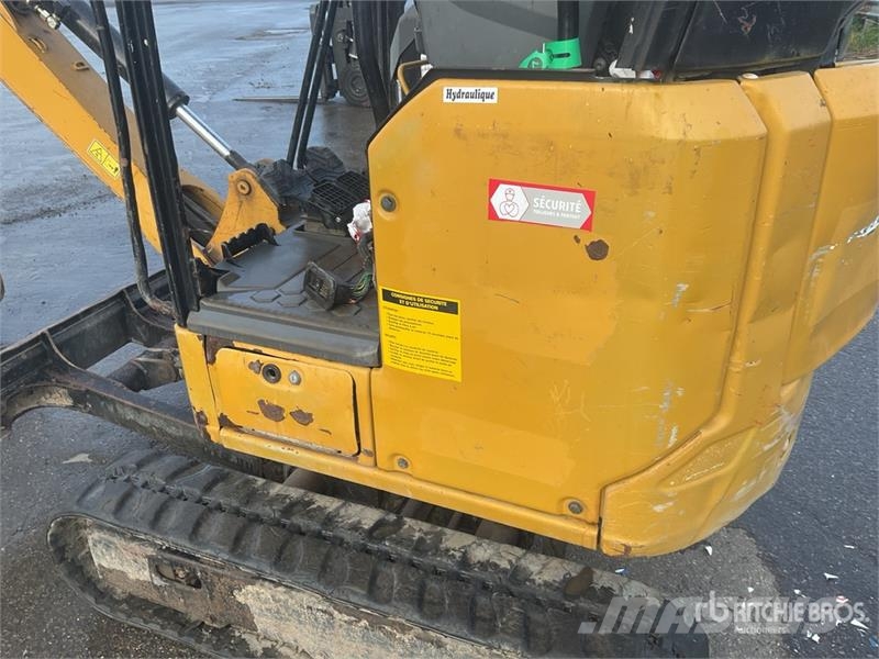 CAT 301.5 Mini bagri <7t