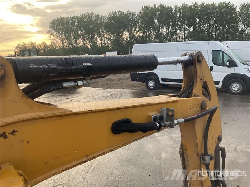 CAT 301.5 Mini bagri <7t