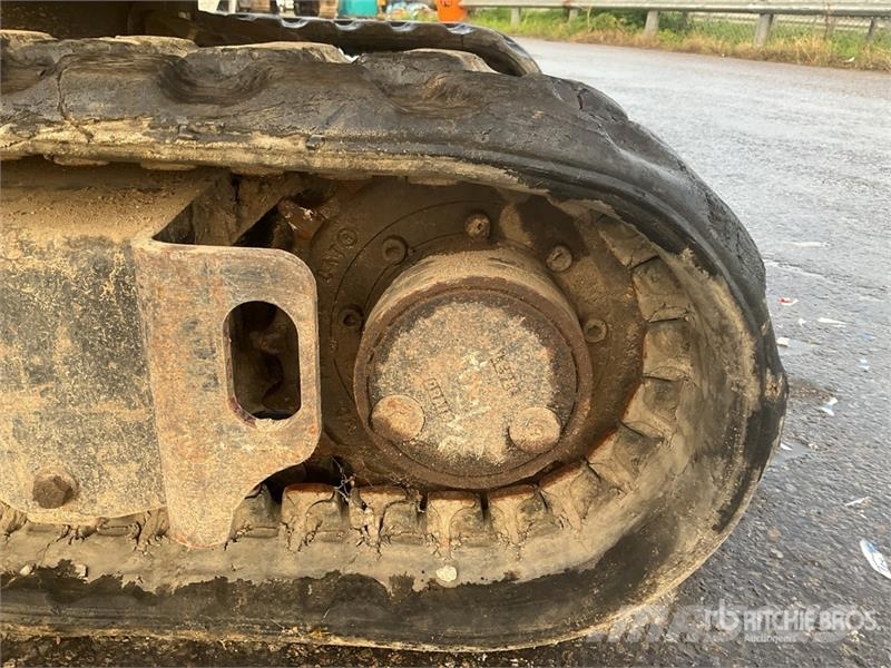 CAT 301.5 Mini bagri <7t