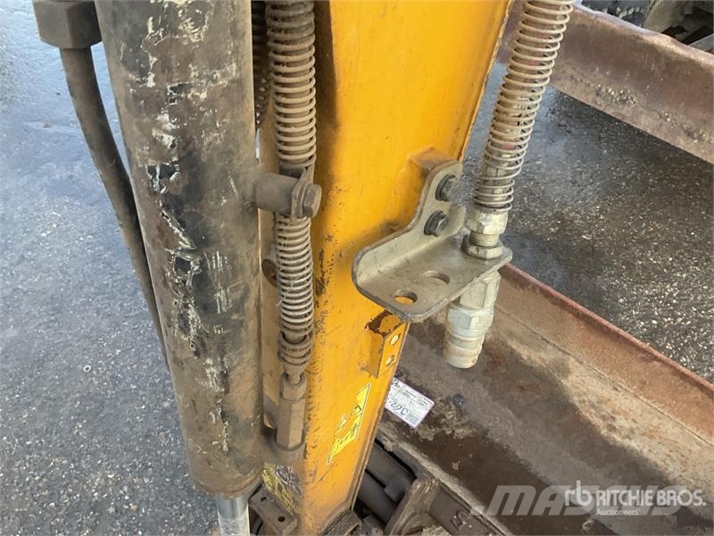 CAT 301.5 Mini bagri <7t