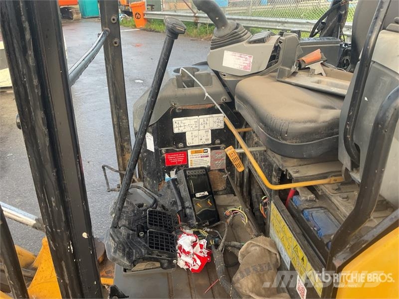 CAT 301.5 Mini bagri <7t