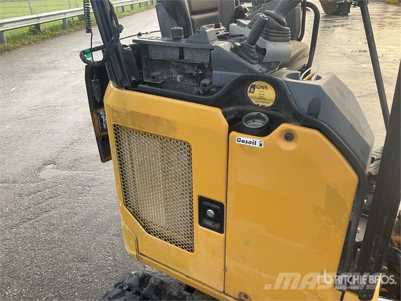 CAT 301.5 Mini bagri <7t