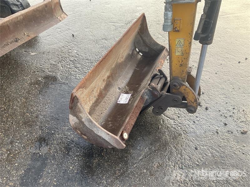 CAT 301.5 Mini bagri <7t