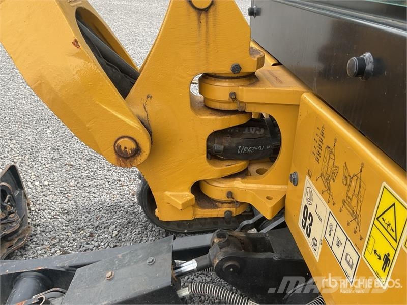 CAT 301.6 小型挖土機/掘鑿機<7t(小型挖掘機)