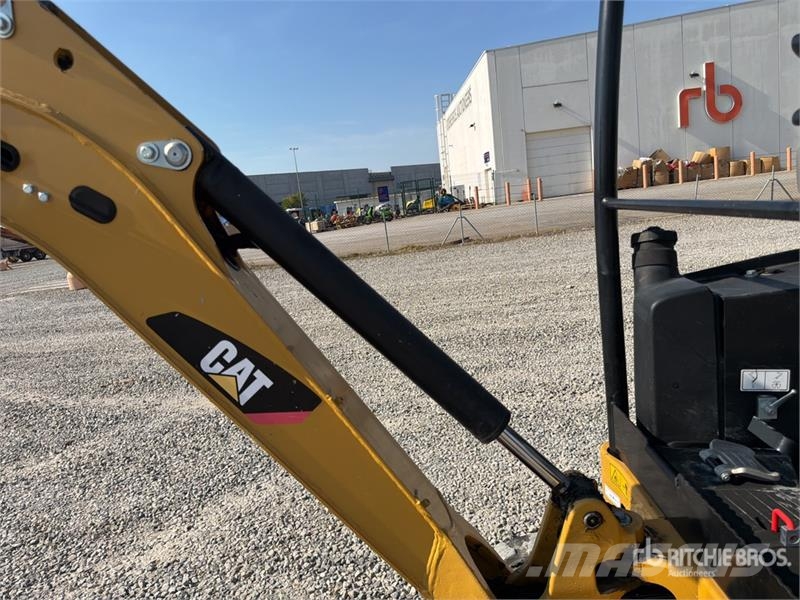 CAT 301.7D Miniescavadeiras < 7t (Mini escavadeiras)