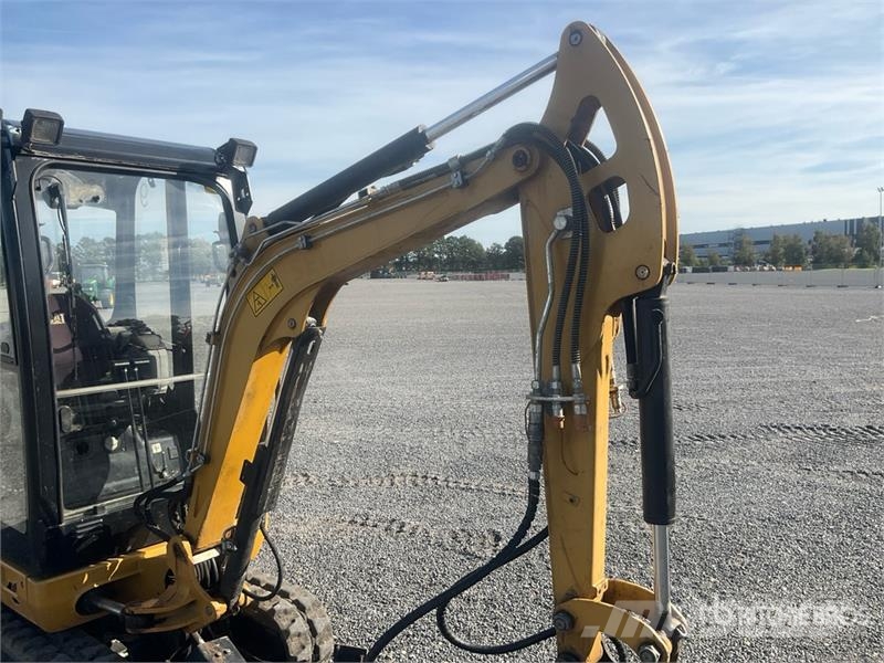 CAT 301.7D Minibagger < 7t