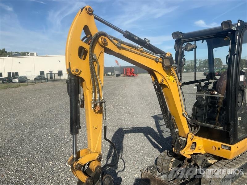 CAT 301.7D Minibagger < 7t