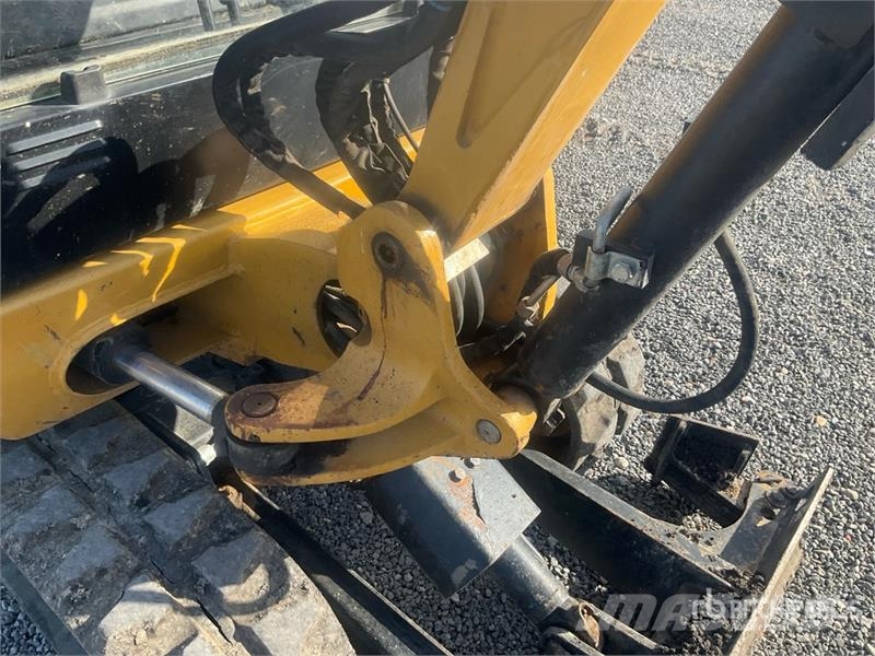 CAT 301.7D Minibagger < 7t